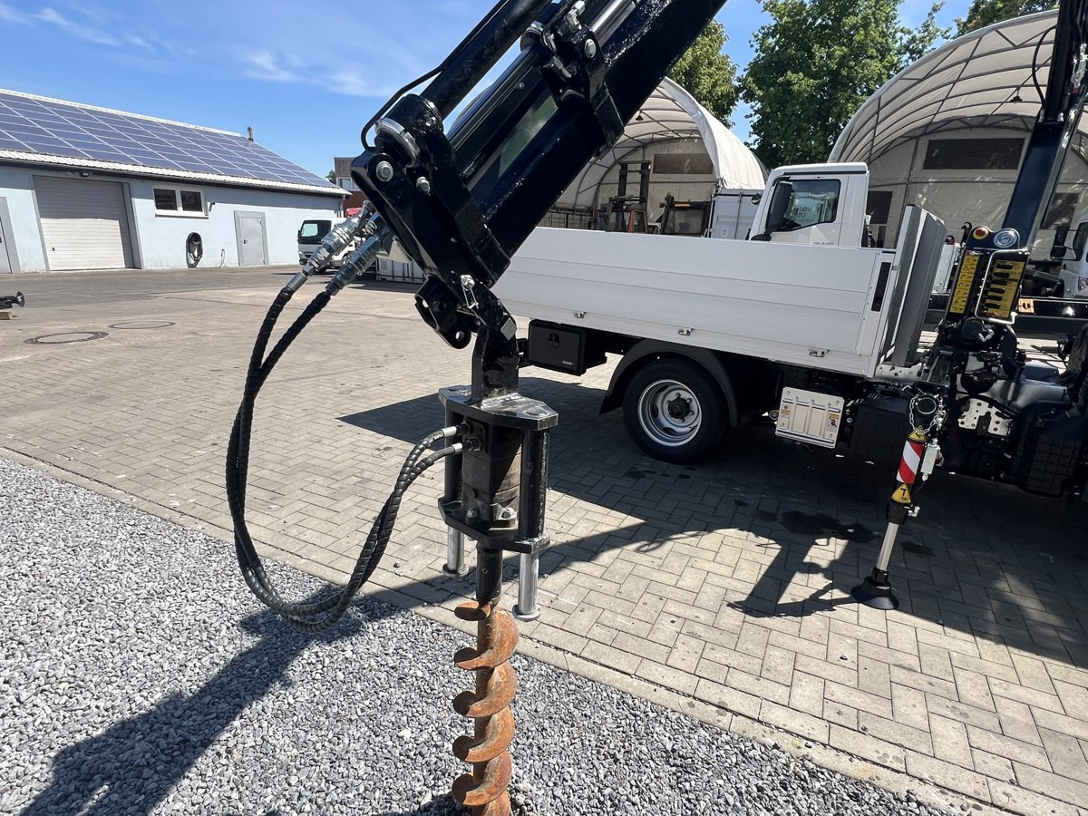 FUSO 3S15 Alu Pritsche 2.80m Ladekran Bohrgerät - Dodávka valník: obrázok 3 FUSO 3S15 Alu Pritsche 2.80m Ladekran Bohrgerät - Dodávka valník: obrázok 3