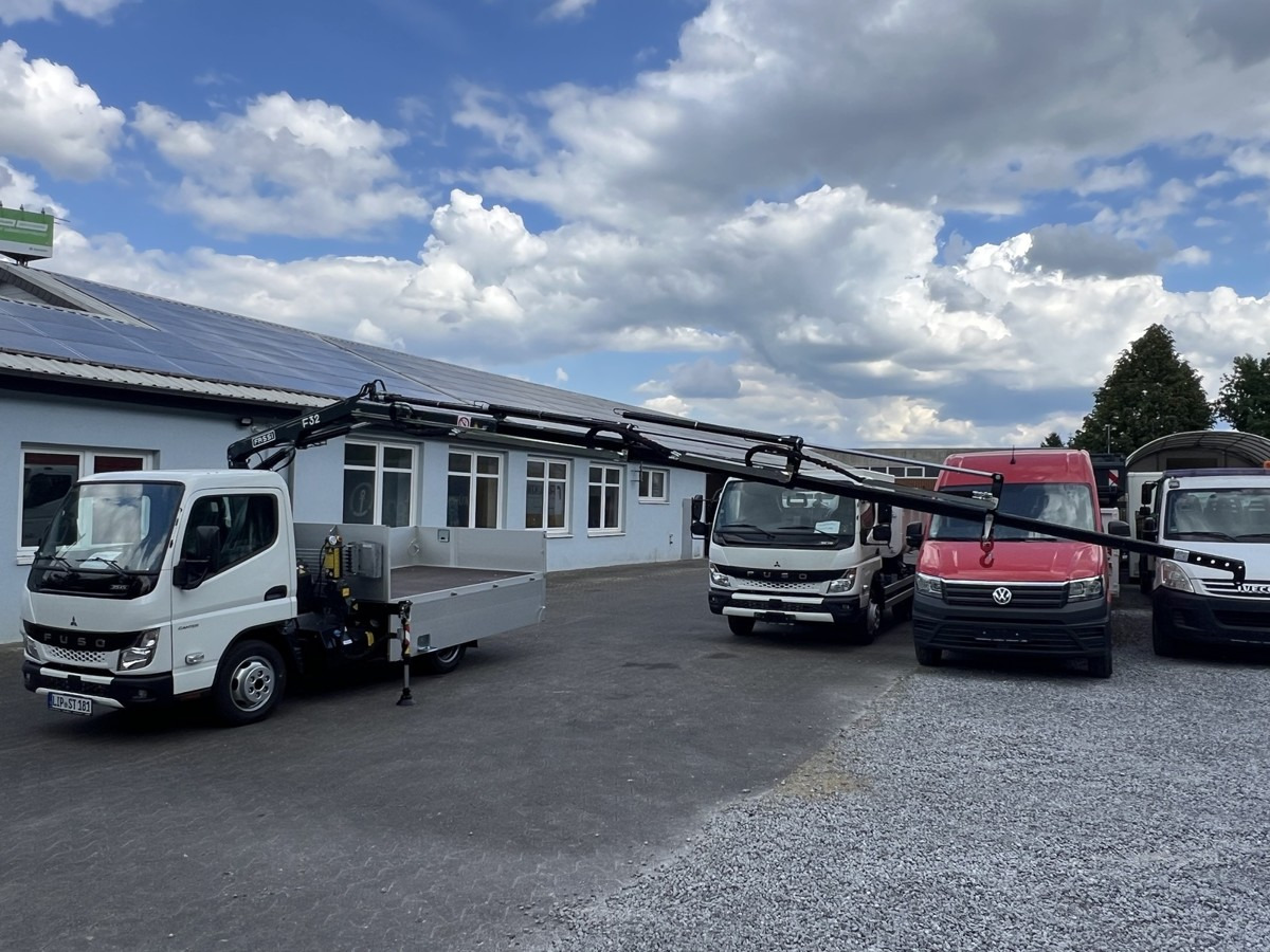 FUSO 3S15 Alu Pritsche 2.80m Ladekran Bohrgerät - Dodávka valník: obrázok 5 FUSO 3S15 Alu Pritsche 2.80m Ladekran Bohrgerät - Dodávka valník: obrázok 5