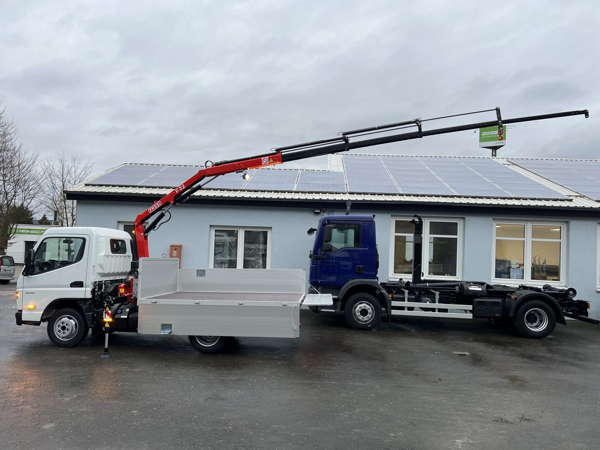 FUSO 3S15 Alu Pritsche 2.80m Ladekran Funk! sofort ve - Dodávka valník: obrázok 3 FUSO 3S15 Alu Pritsche 2.80m Ladekran Funk! sofort ve - Dodávka valník: obrázok 3