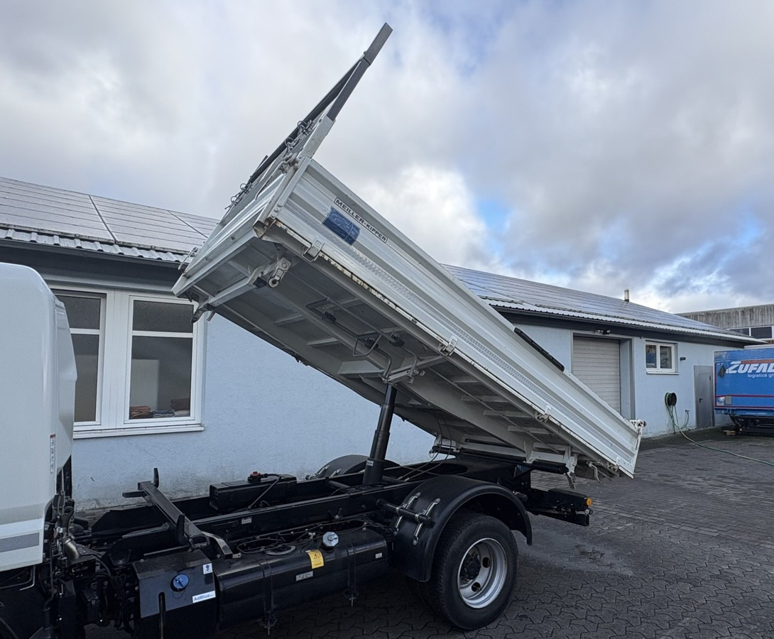 FUSO Meiller 3-Seiten Kipper Aufbau Bj. 2023 - Dodávka sklápač: obrázok 1 FUSO Meiller 3-Seiten Kipper Aufbau Bj. 2023 - Dodávka sklápač: obrázok 1