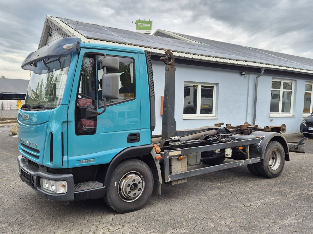 IVECO EuroCargo 75E18 Abrollkipper 1570 - Hákový nosič kontajnerov: obrázok 1 IVECO EuroCargo 75E18 Abrollkipper 1570 - Hákový nosič kontajnerov: obrázok 1