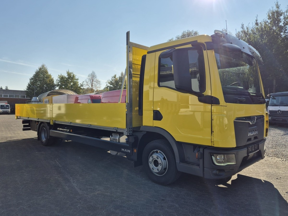 Leasing MAN 12.250 BL Gerüstbaupritsche 2x AHK MAN 12.250 BL Gerüstbaupritsche 2x AHK: obrázok 8 Leasing MAN 12.250 BL Gerüstbaupritsche 2x AHK MAN 12.250 BL Gerüstbaupritsche 2x AHK: obrázok 8