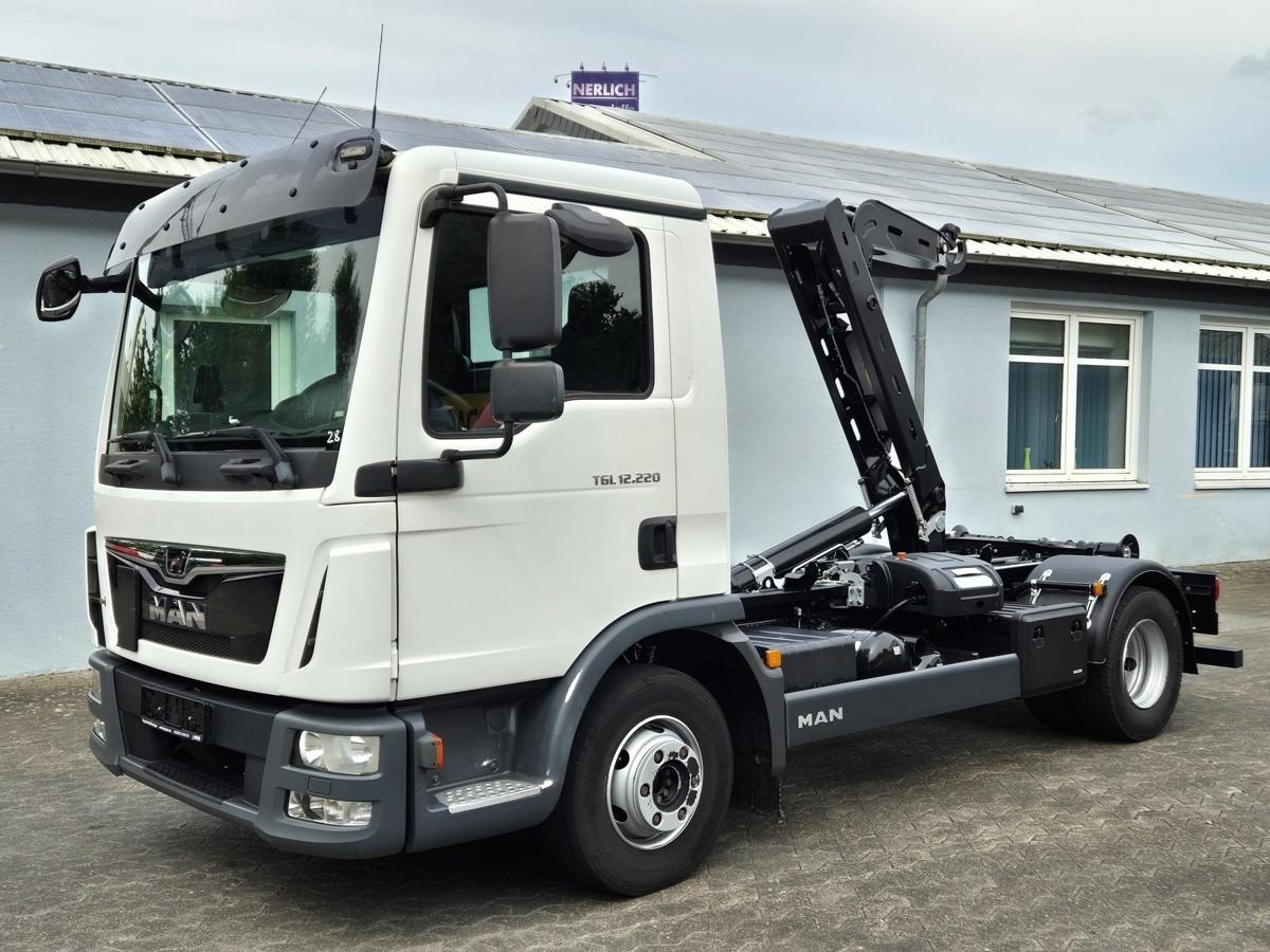 MAN TGL 12.250 BL City Abrollkipper NEU AHK Euro 6 - Hákový nosič kontajnerov: obrázok 1 MAN TGL 12.250 BL City Abrollkipper NEU AHK Euro 6 - Hákový nosič kontajnerov: obrázok 1