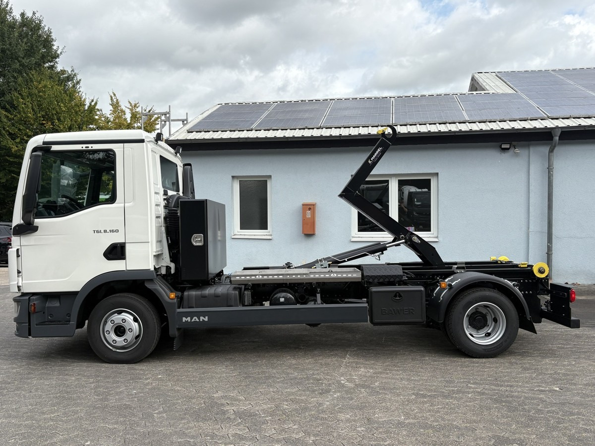 MAN TGL 8.160 BL City Abollkipper Schalter 8.190 - Hákový nosič kontajnerov: obrázok 2 MAN TGL 8.160 BL City Abollkipper Schalter 8.190 - Hákový nosič kontajnerov: obrázok 2