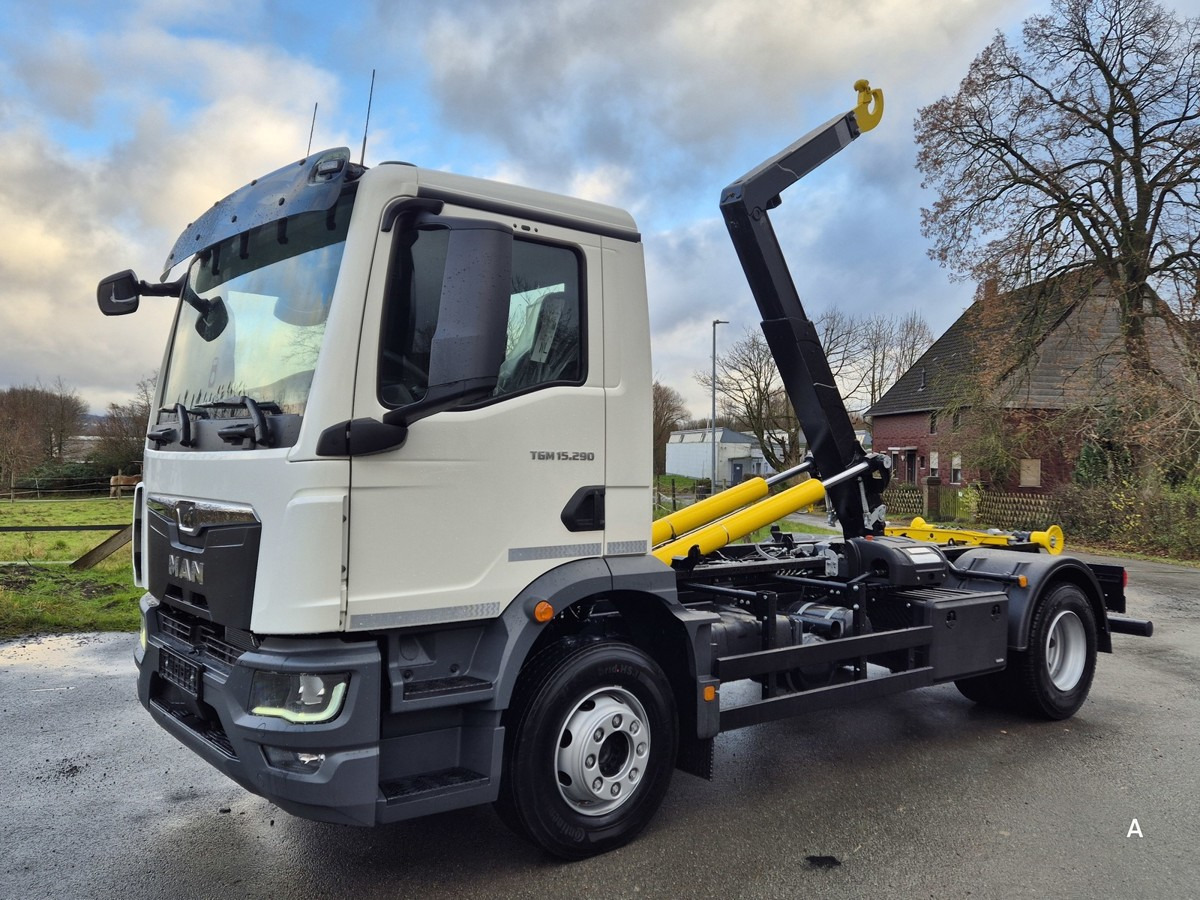 MAN TGM 15.290 BL Abrollkipper PowerMatic Standheiz. - Hákový nosič kontajnerov: obrázok 1 MAN TGM 15.290 BL Abrollkipper PowerMatic Standheiz. - Hákový nosič kontajnerov: obrázok 1
