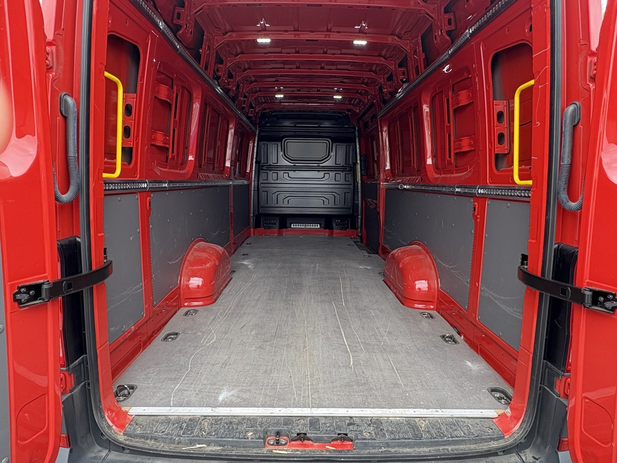VW Crafter 35 Maxi L5H3 Extralang Kamera sofort ve - Furgon: obrázok 5 VW Crafter 35 Maxi L5H3 Extralang Kamera sofort ve - Furgon: obrázok 5