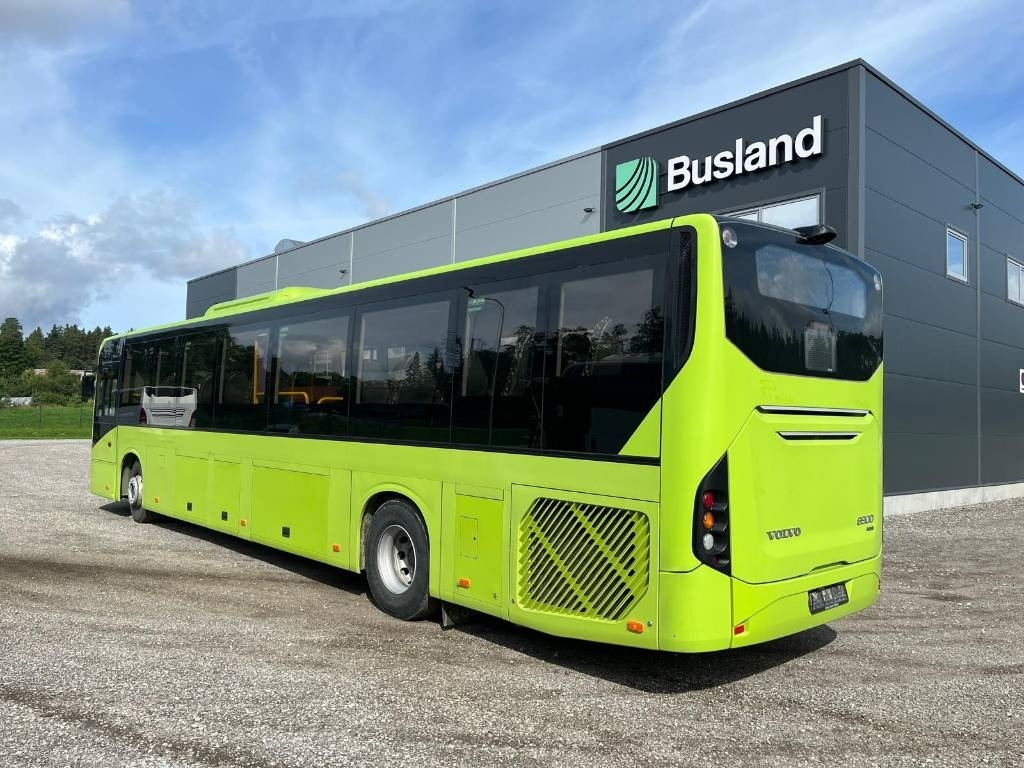 Volvo 8900 B8R - Prímestský autobus: obrázok 4 Volvo 8900 B8R - Prímestský autobus: obrázok 4