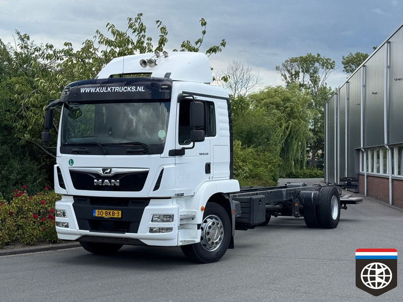 MAN TGM Sleeper cab - WB 6580 - Podvozek s kabinou: obrázok 1 MAN TGM Sleeper cab - WB 6580 - Podvozek s kabinou: obrázok 1