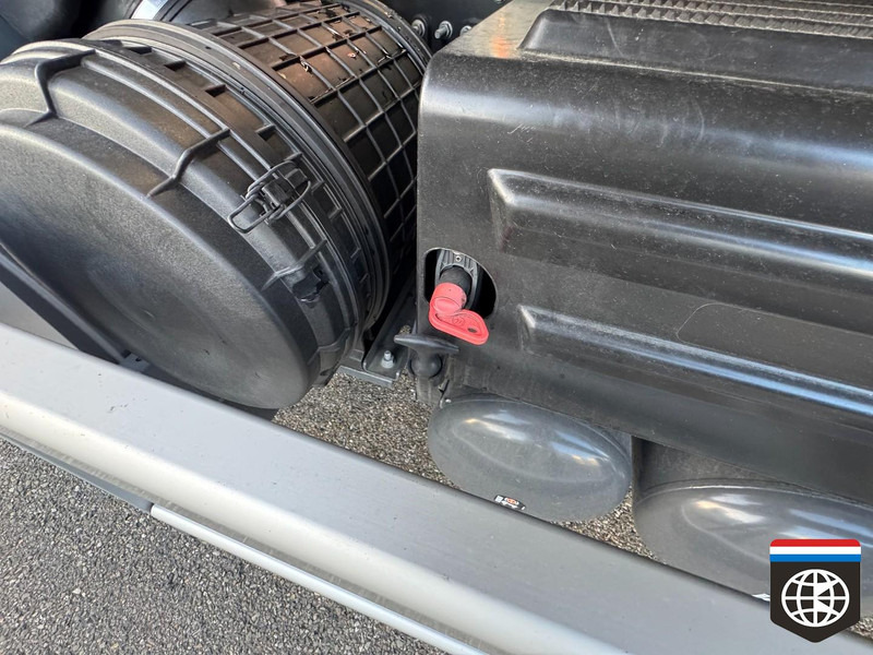 Leasing Renault D 320 wide Sleeper cab - DUO temp -30oC / ATP FRC - ThermoKing 1200 - Dhollandia Renault D 320 wide Sleeper cab - DUO temp -30oC / ATP FRC - ThermoKing 1200 - Dhollandia: obrázok 18 Leasing Renault D 320 wide Sleeper cab - DUO temp -30oC / ATP FRC - ThermoKing 1200 - Dhollandia Renault D 320 wide Sleeper cab - DUO temp -30oC / ATP FRC - ThermoKing 1200 - Dhollandia: obrázok 18