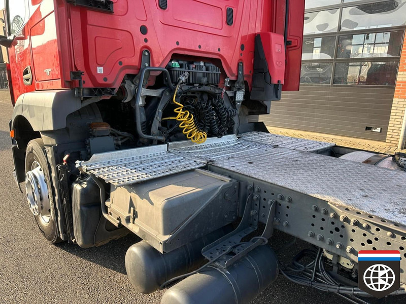 Mercedes-Benz ACTROS 1840 L / SLEEPER CAB - Ťahač: obrázok 5 Mercedes-Benz ACTROS 1840 L / SLEEPER CAB - Ťahač: obrázok 5