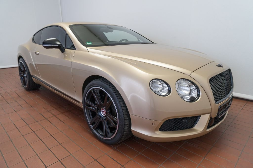 Bentley Continental GT 4.0 V8 4WD/Kamera/21 Zoll/LED - Automobil: obrázok 3 Bentley Continental GT 4.0 V8 4WD/Kamera/21 Zoll/LED - Automobil: obrázok 3