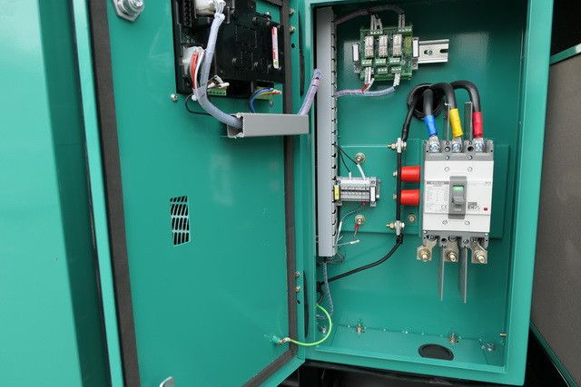 Cummins Stromgenerator, 82,5kVA, sofort vefügbar - Elektrický generátor: obrázok 5 Cummins Stromgenerator, 82,5kVA, sofort vefügbar - Elektrický generátor: obrázok 5