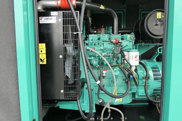 Cummins Stromgenerator, 82,5kVA, sofort vefügbar - Elektrický generátor: obrázok 3 Cummins Stromgenerator, 82,5kVA, sofort vefügbar - Elektrický generátor: obrázok 3
