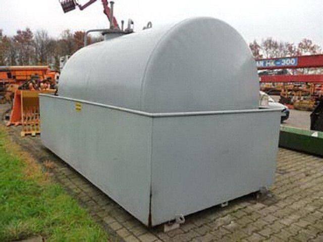 Diesel-Tankstation, 14.000 Liter, Zafpstpistole - Cisternové vozidlo: obrázok 2 Diesel-Tankstation, 14.000 Liter, Zafpstpistole - Cisternové vozidlo: obrázok 2