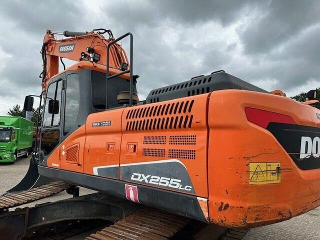 Doosan DX 255 LC-5, Rototilt,Div. Löffel,Greifer+Hammer - Pásové rýpadlo: obrázok 3 Doosan DX 255 LC-5, Rototilt,Div. Löffel,Greifer+Hammer - Pásové rýpadlo: obrázok 3