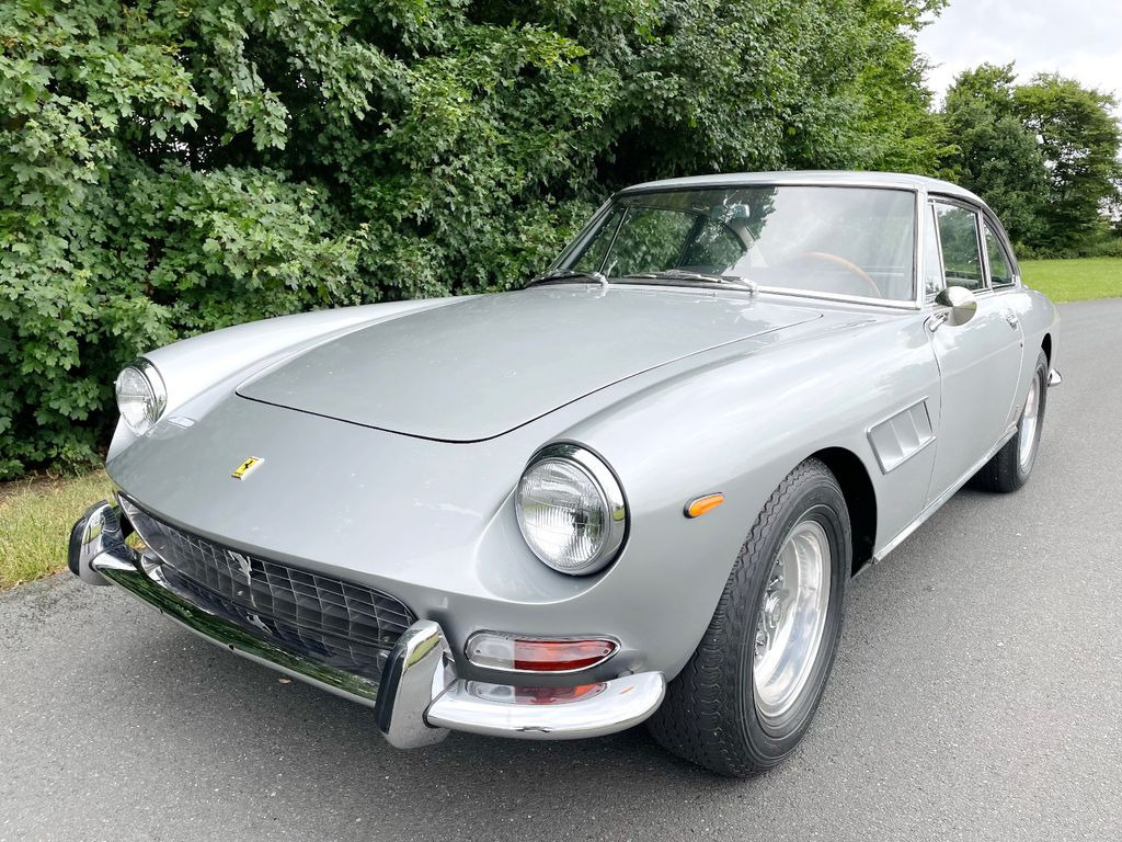 Ferrari 330 GT Coupe 2+2/TÜV neu/H-Zulassung - Automobil: obrázok 3 Ferrari 330 GT Coupe 2+2/TÜV neu/H-Zulassung - Automobil: obrázok 3