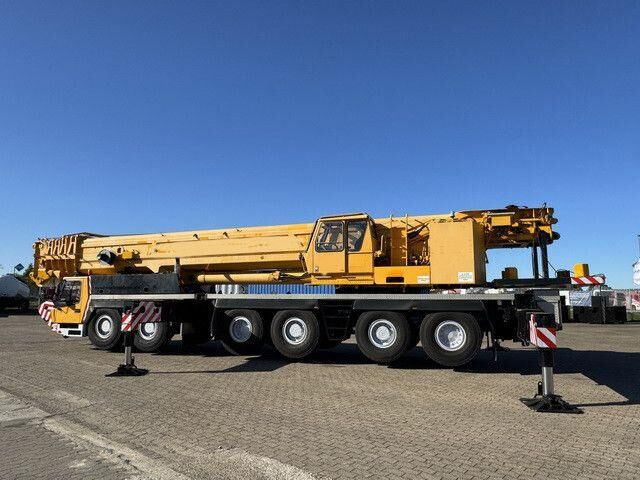 Grove GMK6300 300/330 Tonnen, Wippspitze, TOP-Zustand - Žeriav pre všetky terény: obrázok 4 Grove GMK6300 300/330 Tonnen, Wippspitze, TOP-Zustand - Žeriav pre všetky terény: obrázok 4