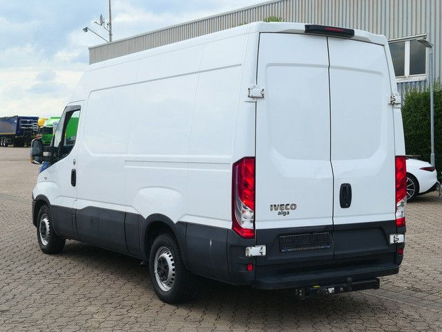 Iveco Daily 35S14/Hochdach/AHK/Klima - Furgon: obrázok 2 Iveco Daily 35S14/Hochdach/AHK/Klima - Furgon: obrázok 2