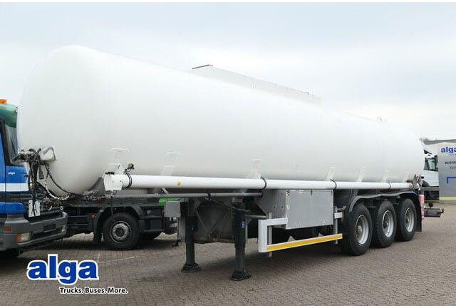 Kässbohrer STH 34/10-24/Tank 34.000 ltr./Unterbefüll./Pumpe - Cisternový náves: obrázok 1 Kässbohrer STH 34/10-24/Tank 34.000 ltr./Unterbefüll./Pumpe - Cisternový náves: obrázok 1