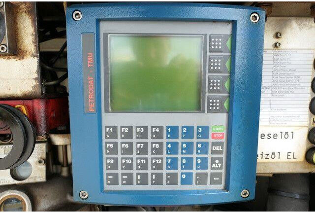 Cisternové vozidlo MAN 18.280 TGM, 14m³, 3 Kammern, 2x Schlauchtrommel: obrázok 9 Cisternové vozidlo MAN 18.280 TGM, 14m³, 3 Kammern, 2x Schlauchtrommel: obrázok 9