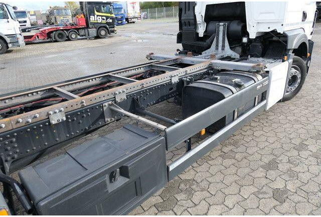 MAN 18.330 TGS 4x2, BDF, LBW 2to., Klima, AHK, Luft - Podvozek s kabinou: obrázok 4 MAN 18.330 TGS 4x2, BDF, LBW 2to., Klima, AHK, Luft - Podvozek s kabinou: obrázok 4