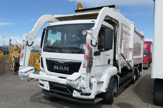 MAN 26.320 TGS BL 6x2, Überkopflader/Frontlader, AC MAN 26.320 TGS BL 6x2, Überkopflader/Frontlader, AC - Auto na odvoz odpadu: obrázok 4 MAN 26.320 TGS BL 6x2, Überkopflader/Frontlader, AC MAN 26.320 TGS BL 6x2, Überkopflader/Frontlader, AC - Auto na odvoz odpadu: obrázok 4
