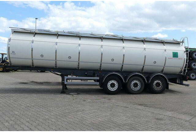 Menci SA 105/Lebensmittel Tank 32 cbm./12x auf Lager! - Cisternový náves: obrázok 2 Menci SA 105/Lebensmittel Tank 32 cbm./12x auf Lager! - Cisternový náves: obrázok 2