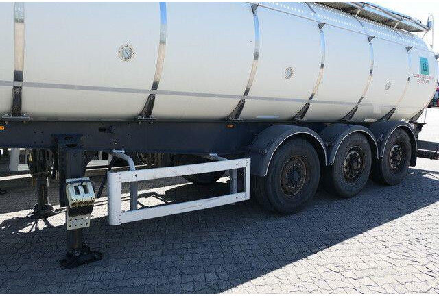 Menci SA 105/Lebensmittel Tank 32 cbm./Liftachse - Cisternový náves: obrázok 5 Menci SA 105/Lebensmittel Tank 32 cbm./Liftachse - Cisternový náves: obrázok 5