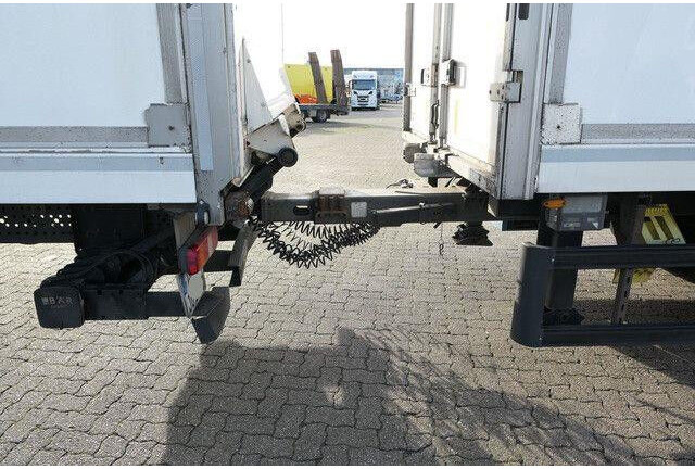 Mercedes-Benz 2543 L Antos 6x2, 37 Paletten, Kompl. Zug, TOP - Chladirenské nákladné vozidlo: obrázok 5 Mercedes-Benz 2543 L Antos 6x2, 37 Paletten, Kompl. Zug, TOP - Chladirenské nákladné vozidlo: obrázok 5