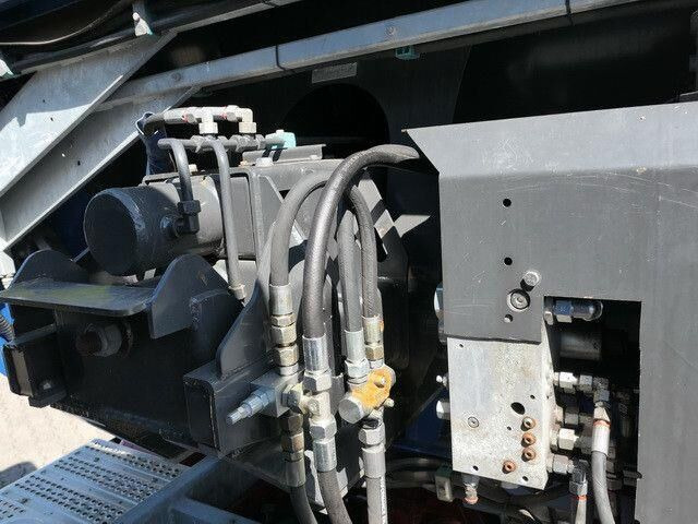 Mercedes-Benz 2548 L Arocs HAD 6x4, Asphalt, Bitumen, Fliegl - Asfaltovací stroj: obrázok 5 Mercedes-Benz 2548 L Arocs HAD 6x4, Asphalt, Bitumen, Fliegl - Asfaltovací stroj: obrázok 5