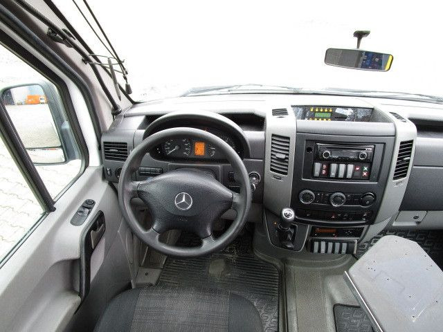 Mercedes-Benz 516 CDI Sprinter, Euro 6, 17 Sitze, Aut., Rampe - Minibus, Mikrobus: obrázok 4 Mercedes-Benz 516 CDI Sprinter, Euro 6, 17 Sitze, Aut., Rampe - Minibus, Mikrobus: obrázok 4