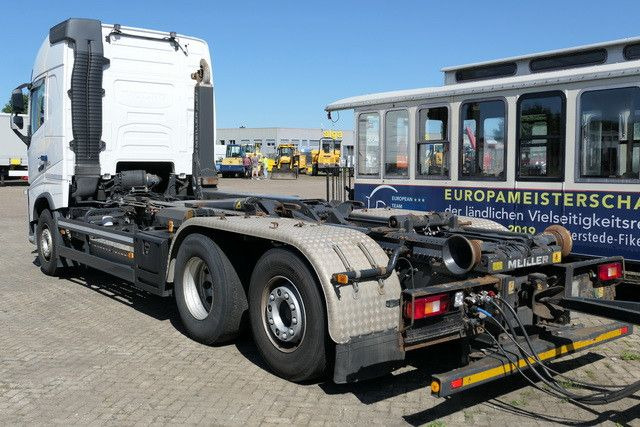 Volvo FH 460 6x2, Meiller, Funk, Standklima, Gelenkt - Hákový nosič kontajnerov: obrázok 3 Volvo FH 460 6x2, Meiller, Funk, Standklima, Gelenkt - Hákový nosič kontajnerov: obrázok 3