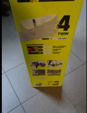 Balayeuse mécanique KARCHER S 4 Twin - Priemyselný zametací stroj: obrázok 4 Balayeuse mécanique KARCHER S 4 Twin - Priemyselný zametací stroj: obrázok 4
