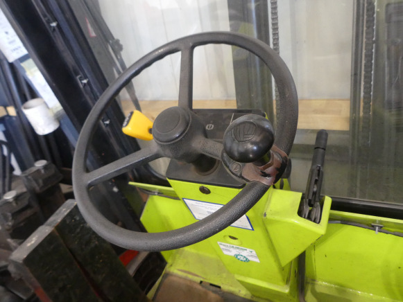 Chariot élévateur Clark - Elektrický vysokozdvižný vozík: obrázok 4 Chariot élévateur Clark - Elektrický vysokozdvižný vozík: obrázok 4