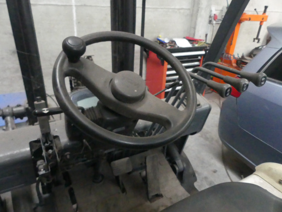 Chariot élévateur TCM FB15-6 - Elektrický vysokozdvižný vozík: obrázok 3 Chariot élévateur TCM FB15-6 - Elektrický vysokozdvižný vozík: obrázok 3