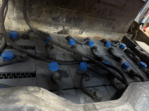 Chariot élévateur frontal électrique TOYOTA 02-7FD25 - Elektrický vysokozdvižný vozík: obrázok 4 Chariot élévateur frontal électrique TOYOTA 02-7FD25 - Elektrický vysokozdvižný vozík: obrázok 4