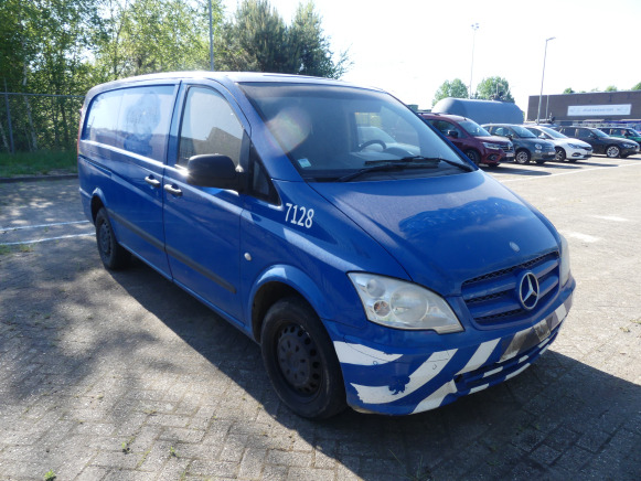 REF:7128 - Camionnette Mercedes-Benz Vito (2011-346.992 km) - Dodávka: obrázok 2 REF:7128 - Camionnette Mercedes-Benz Vito (2011-346.992 km) - Dodávka: obrázok 2