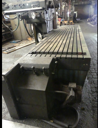 Fraiseuse universelle CNC 3 axes Huron RU 881 - Frézka na kov: obrázok 3 Fraiseuse universelle CNC 3 axes Huron RU 881 - Frézka na kov: obrázok 3