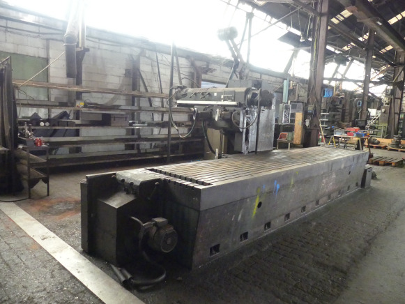 Fraiseuse universelle CNC 3 axes Huron RU 881 - Frézka na kov: obrázok 2 Fraiseuse universelle CNC 3 axes Huron RU 881 - Frézka na kov: obrázok 2