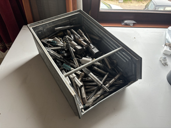 Lot industriel : fraisage, taraudage, perçage – ±100 pièces - Frézka na kov: obrázok 1 Lot industriel : fraisage, taraudage, perçage – ±100 pièces - Frézka na kov: obrázok 1