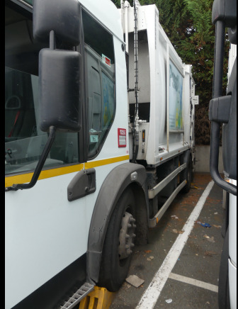 REF:1450 - Camion poubelle Renault Access (2015-119.873 km)(Vin:SEG1932BL6BF21129) - Auto na odvoz odpadu: obrázok 3 REF:1450 - Camion poubelle Renault Access (2015-119.873 km)(Vin:SEG1932BL6BF21129) - Auto na odvoz odpadu: obrázok 3