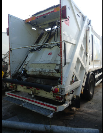 REF:8490 - Camion poubelle Renault Access (2014-236.794 km) - Auto na odvoz odpadu: obrázok 3 REF:8490 - Camion poubelle Renault Access (2014-236.794 km) - Auto na odvoz odpadu: obrázok 3