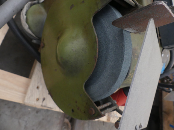 REF:D12 - Touret à meuler double tête - Kovoobrábací stroj: obrázok 3 REF:D12 - Touret à meuler double tête - Kovoobrábací stroj: obrázok 3