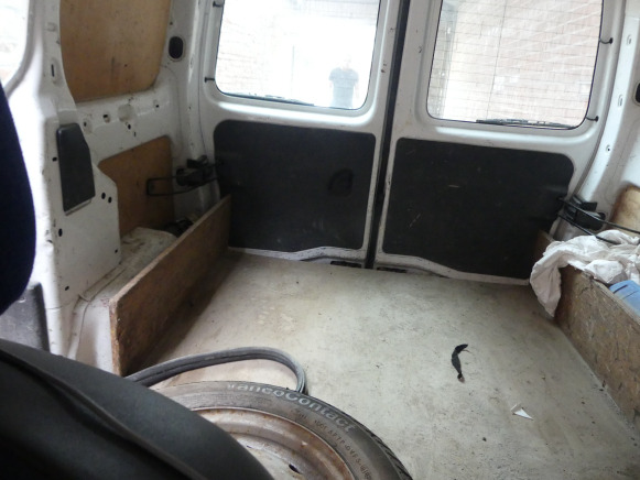 Malá dodávka REF:Immatriculé sous : YAU-437 - Voiture Peugeot Partner: obrázok 12