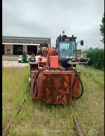 Tracteur CHARIOTRAC pour pièces - Traktor: obrázok 2 Tracteur CHARIOTRAC pour pièces - Traktor: obrázok 2