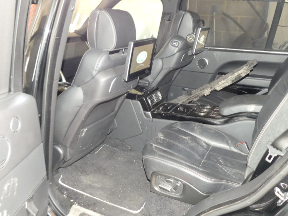 Voiture Landrover LG (2014-271.976 km) - Automobil: obrázok 3 Voiture Landrover LG (2014-271.976 km) - Automobil: obrázok 3