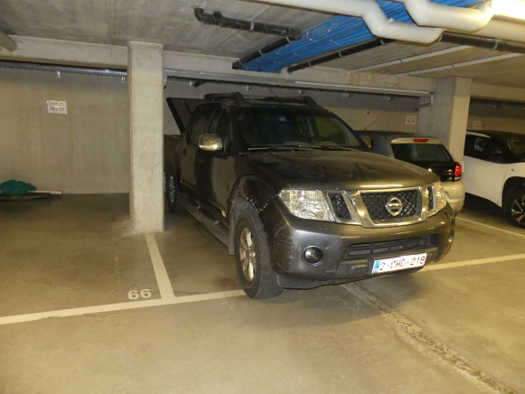 Voiture Nissan NAVARA 2.5 (2012-237.396 km) - Automobil: obrázok 2 Voiture Nissan NAVARA 2.5 (2012-237.396 km) - Automobil: obrázok 2