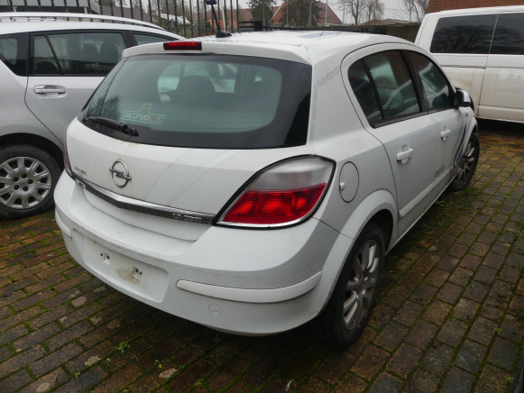 Voiture Opel Astra (2005-150.228 km) - Automobil: obrázok 3 Voiture Opel Astra (2005-150.228 km) - Automobil: obrázok 3
