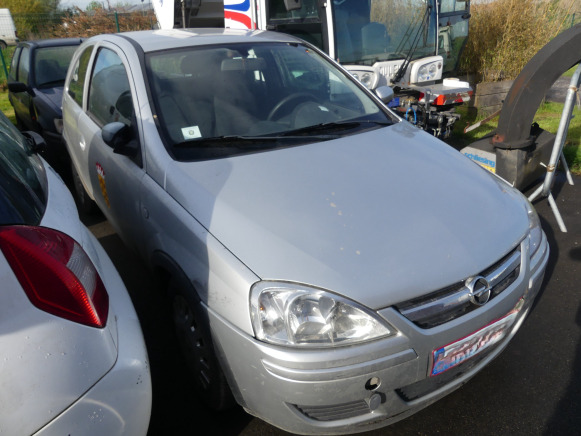 Voiture Opel Corsa - Automobil: obrázok 2 Voiture Opel Corsa - Automobil: obrázok 2