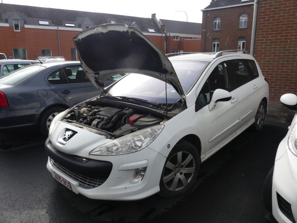 Voiture Peugeot 308 (2010-184.813 km) - Automobil: obrázok 1 Voiture Peugeot 308 (2010-184.813 km) - Automobil: obrázok 1